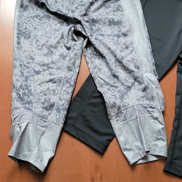 Workout Capris - Picture 4 of 7